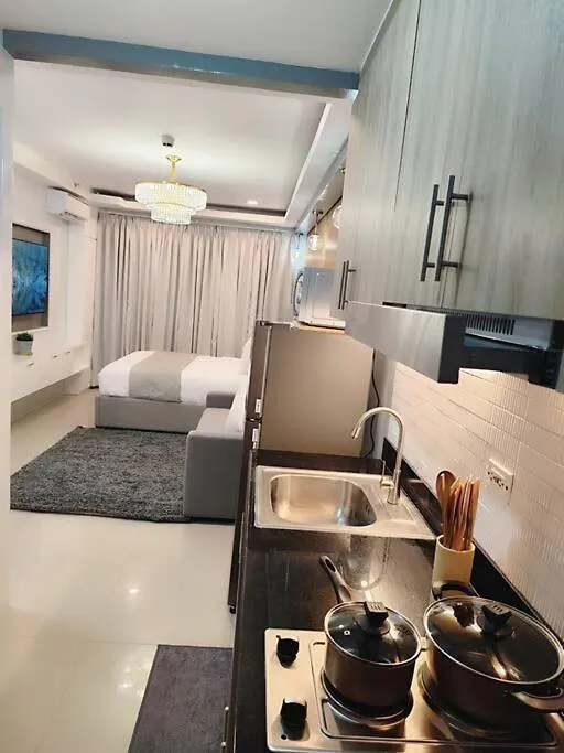 Georgia Luxe Suite At Shore 2 Moa Manila 0*,