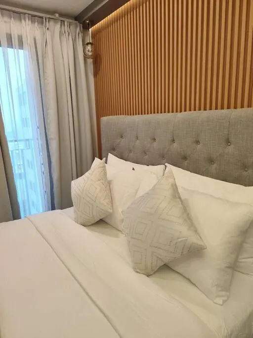 Apartment Georgia Luxe Suite At Shore 2 Moa Manila