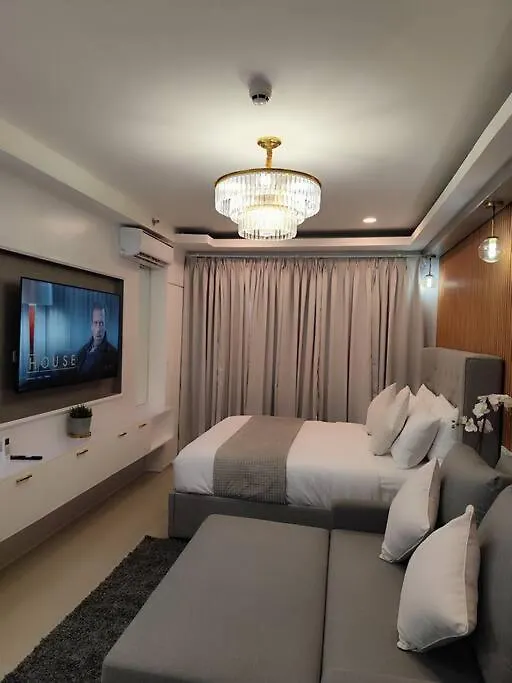 Apartment Georgia Luxe Suite At Shore 2 Moa Manila